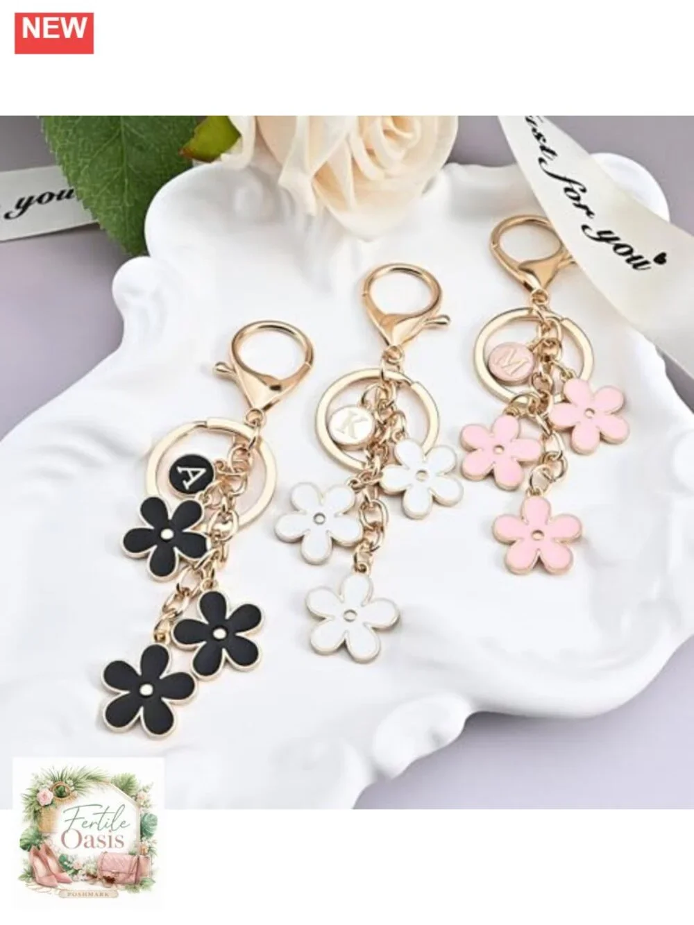 Personalized Initial Keychain with Floral Charm - Zinc Alloy Bag Charm